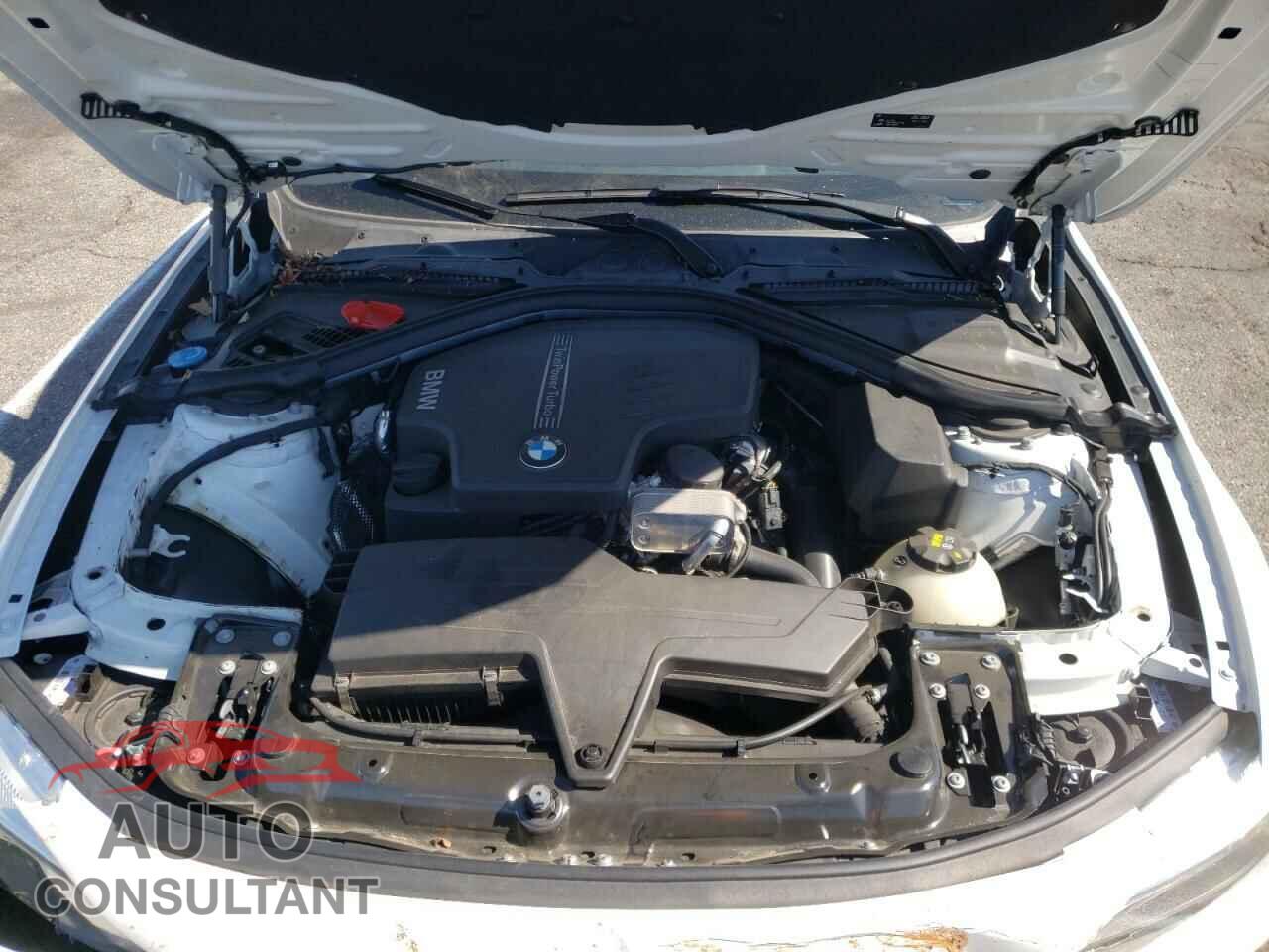 BMW 3 SERIES 2016 - WBA8E1G54GNU11097