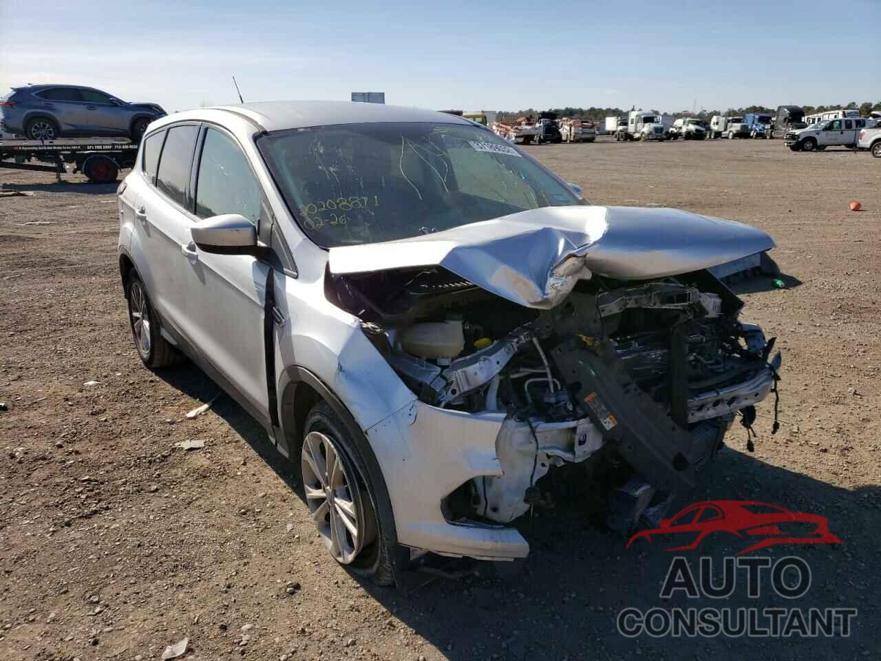 FORD ESCAPE 2017 - 1FMCU9G93HUD29687