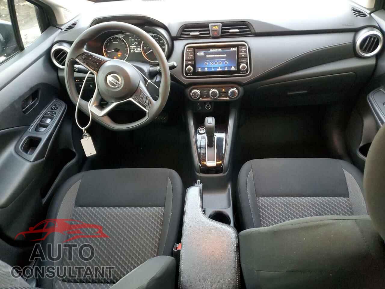 NISSAN VERSA 2020 - 3N1CN8DV3LL902073