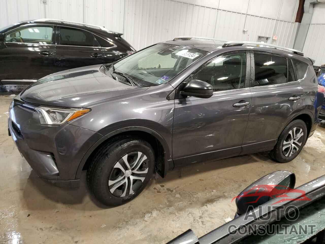 TOYOTA RAV4 2018 - JTMBFREVXJJ745351