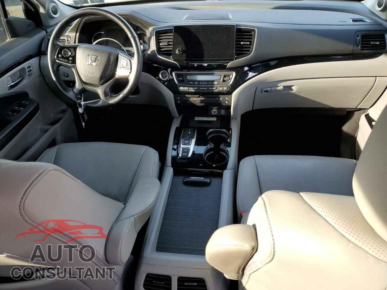 HONDA PILOT 2019 - 5FNYF6H01KB022456