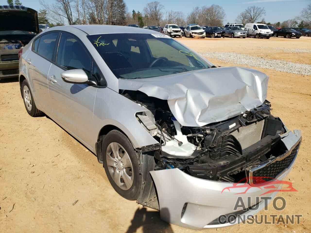 KIA FORTE 2017 - 3KPFK4A74HE050121