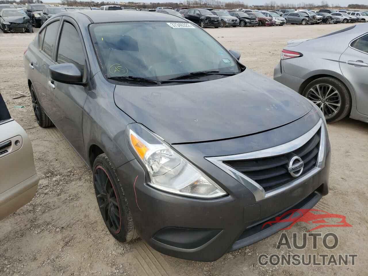 NISSAN VERSA 2017 - 3N1CN7APXHL878376