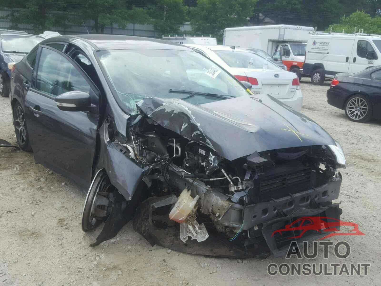 FORD FOCUS 2015 - 1FADP3F28FL337973