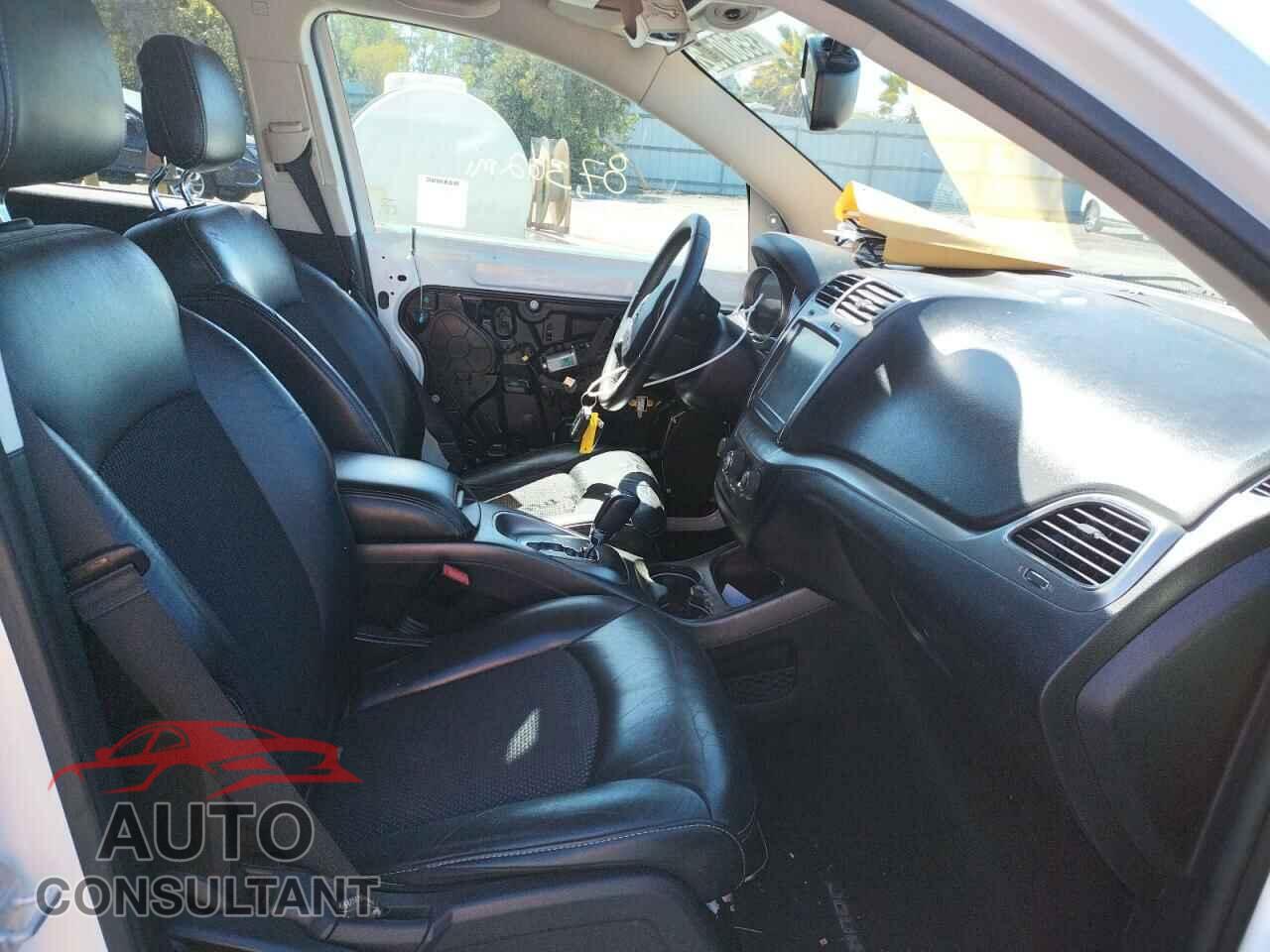 DODGE JOURNEY 2017 - 3C4PDCGG1HT576444