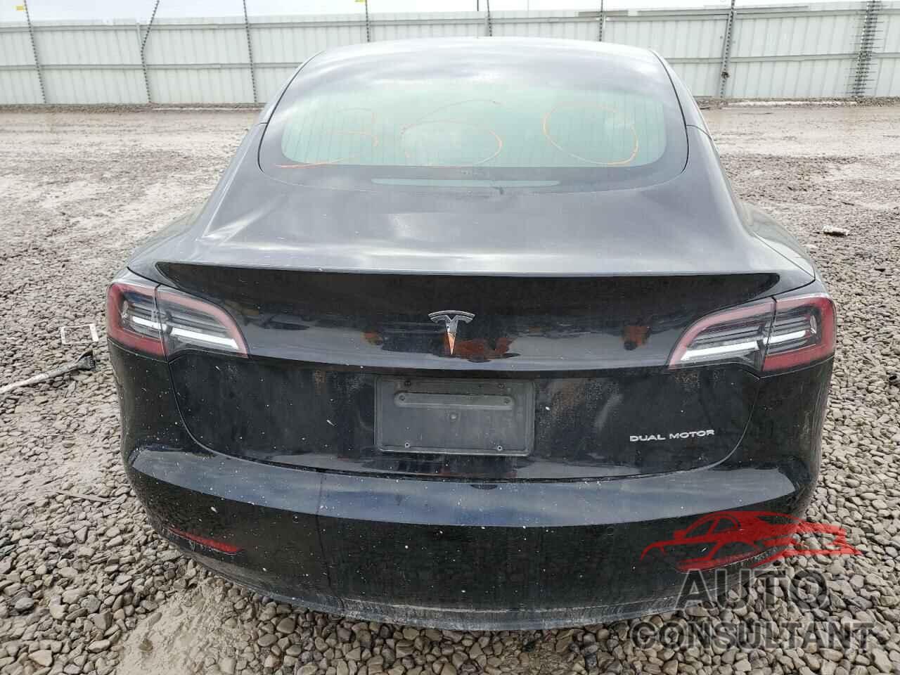 TESLA MODEL 3 2018 - 5YJ3E1EB9JF070792