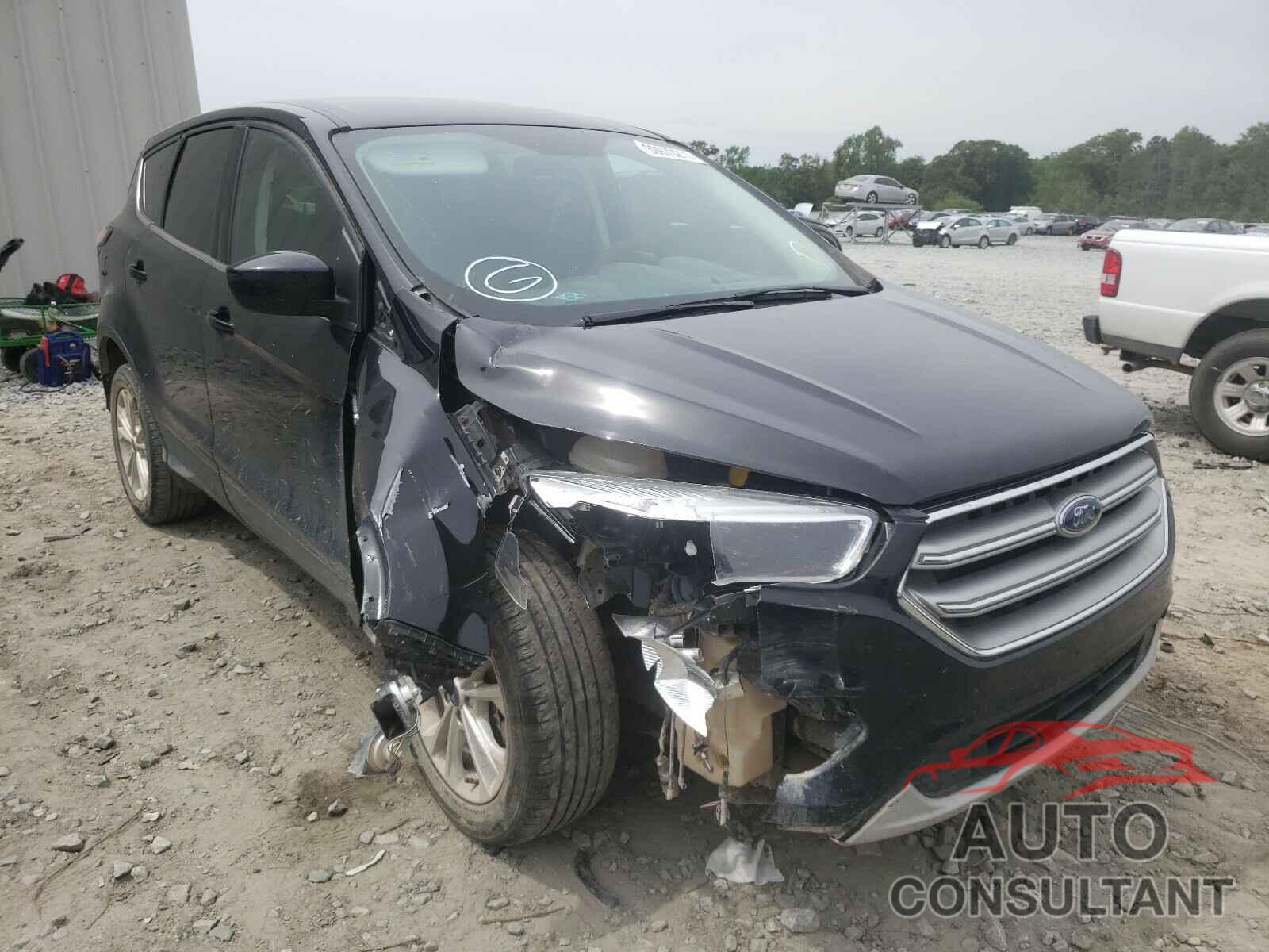 FORD ESCAPE 2017 - 1FMCU9G90HUD44650