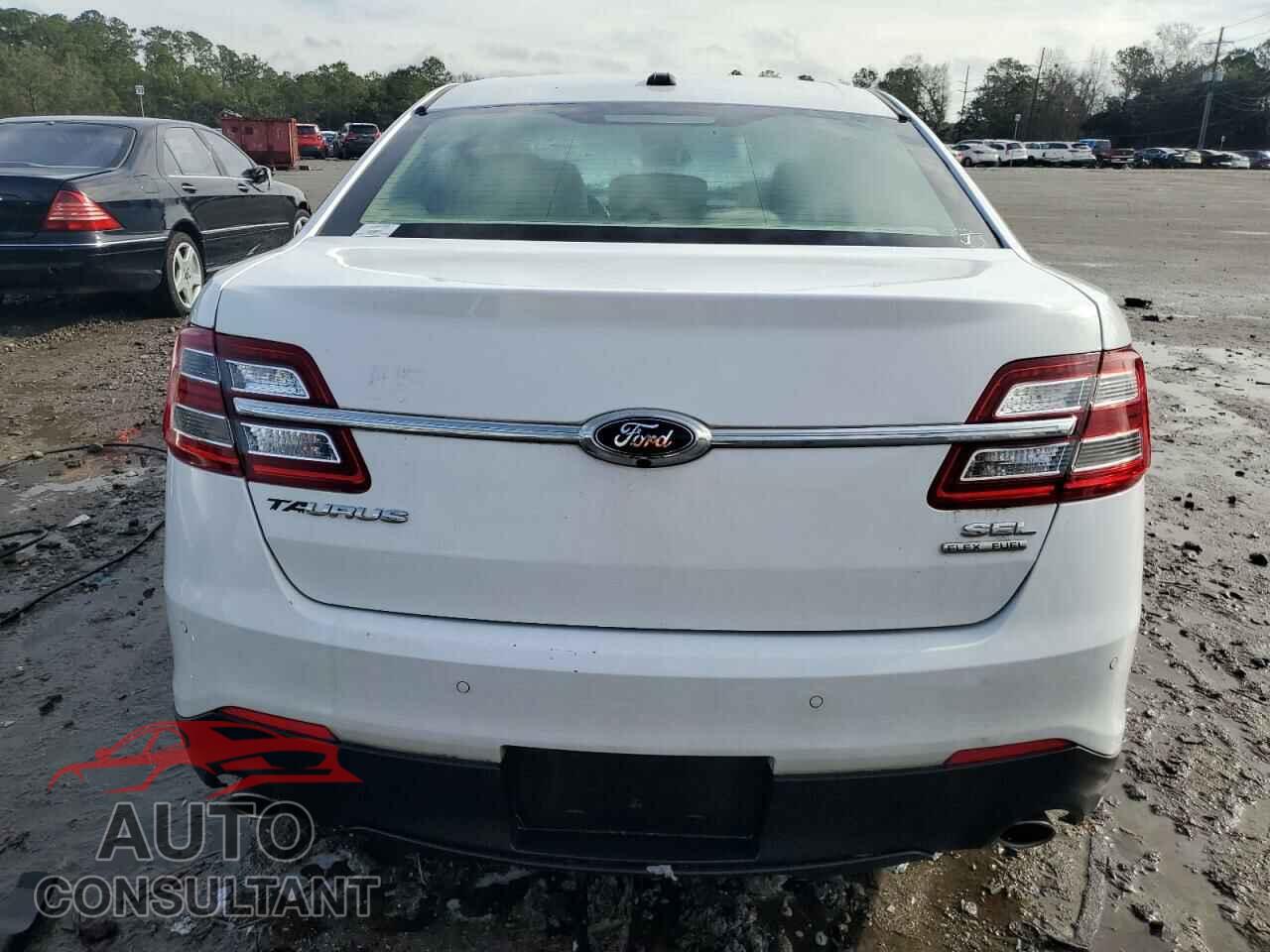 FORD TAURUS 2016 - 1FAHP2E89GG146252