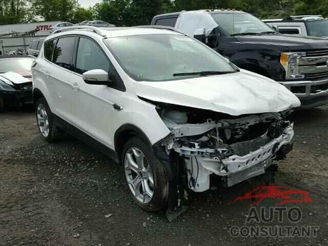 FORD ESCAPE 2017 - 1FMCU0JD1HUC44243