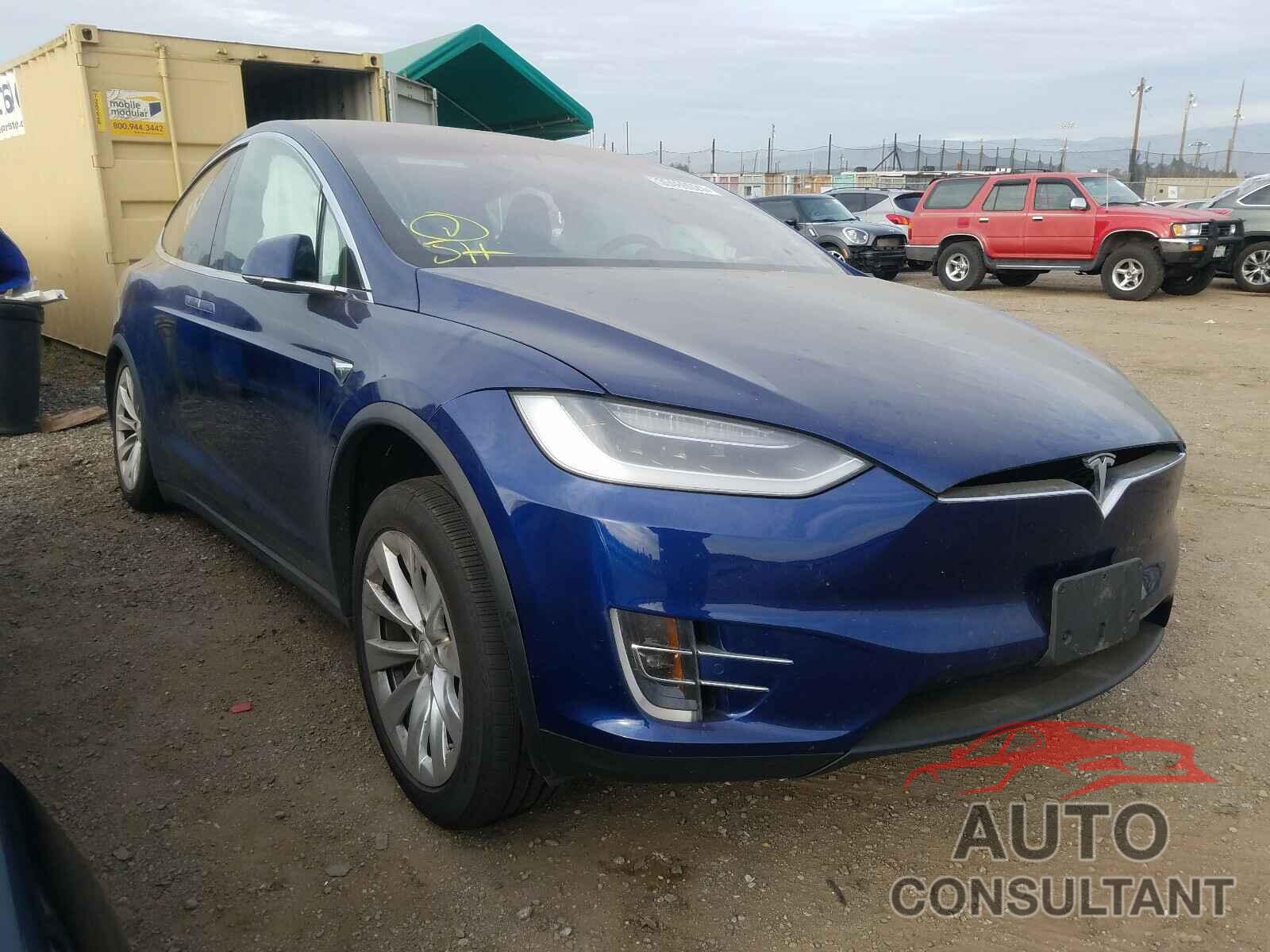 TESLA MODEL X 2018 - 5YJXCBE22JF102351