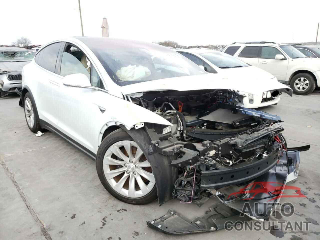 TESLA MODEL X 2020 - 5YJXCAE20LF250253