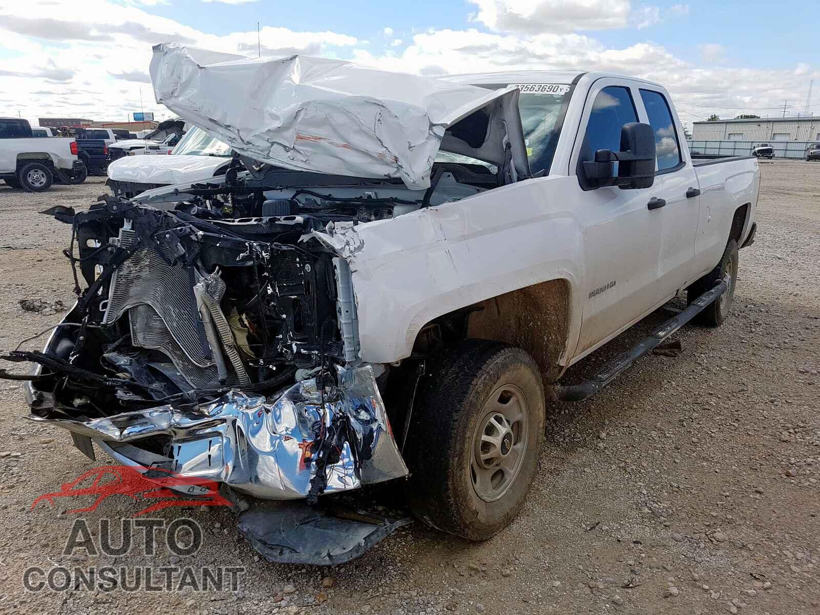 CHEVROLET SILVERADO 2018 - 2GC2KREG6K1213541
