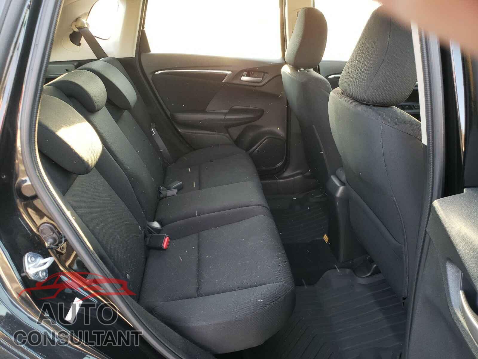 HONDA FIT 2017 - JHMGK5H79HS001301