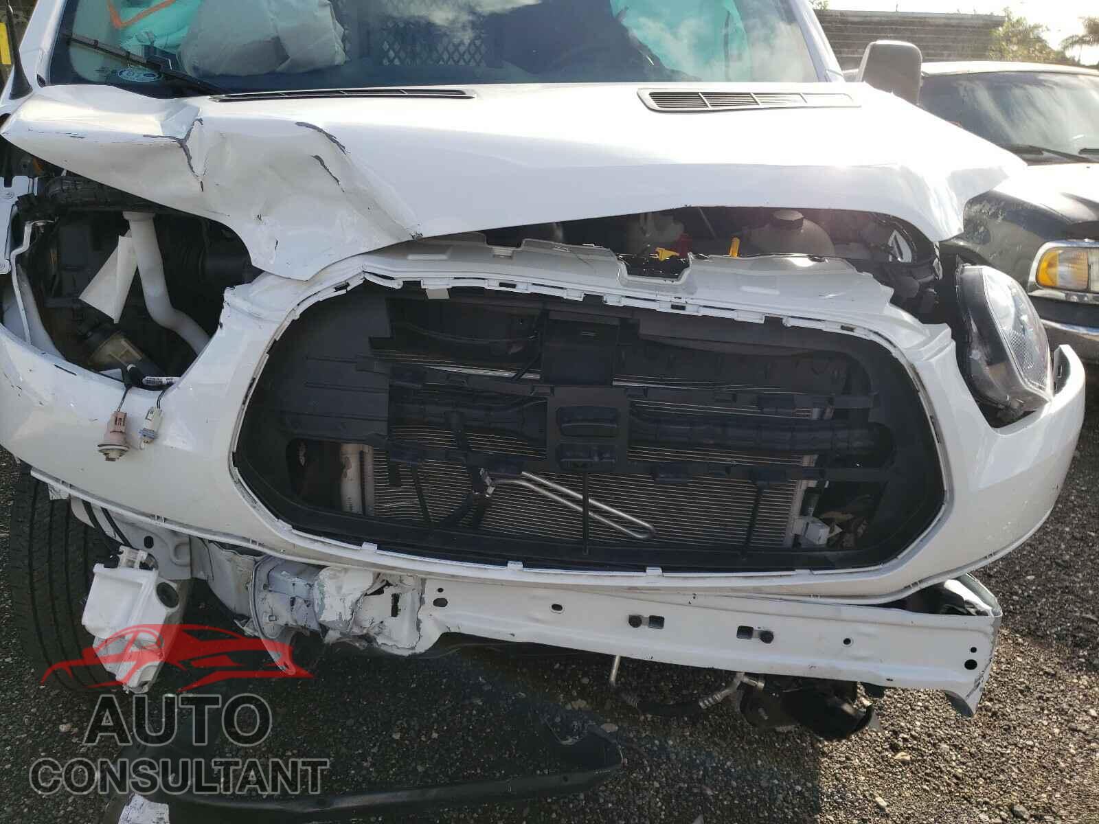 FORD TRANSIT CO 2019 - 1FTYR1YM2KKB34537