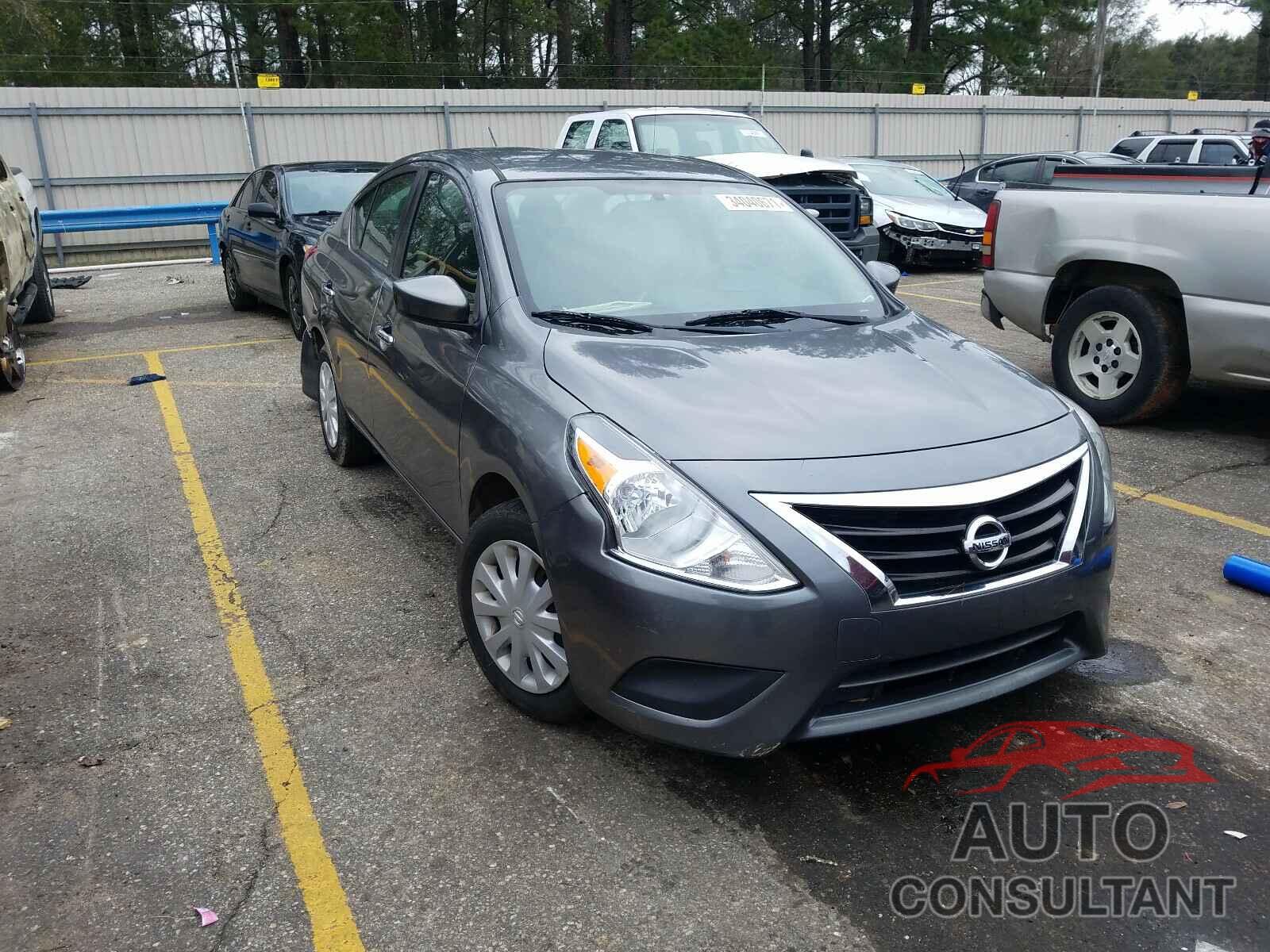 NISSAN VERSA 2017 - 3N1CN7AP1HL837716