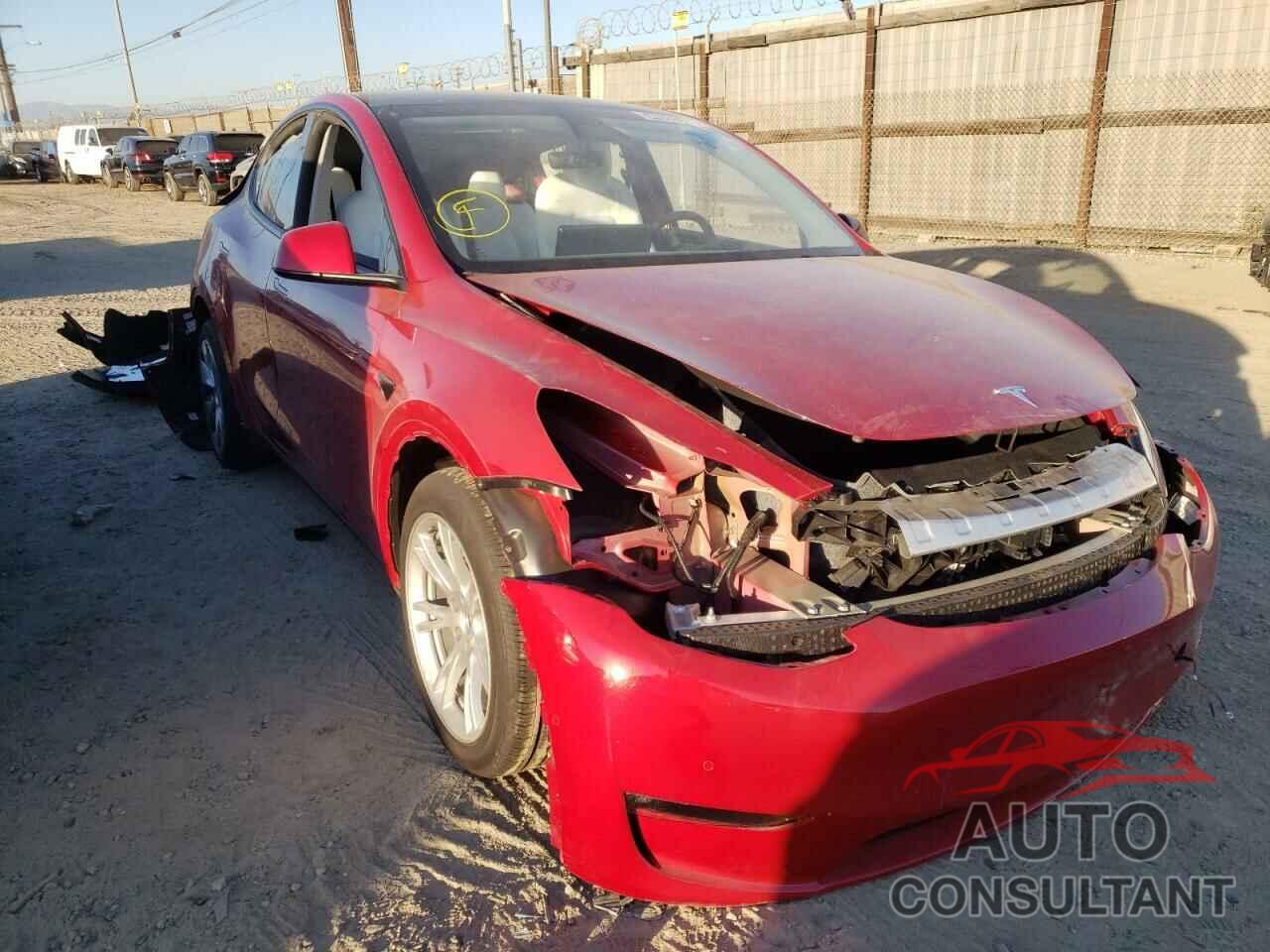 TESLA MODEL Y 2021 - 5YJYGDEE5MF264137