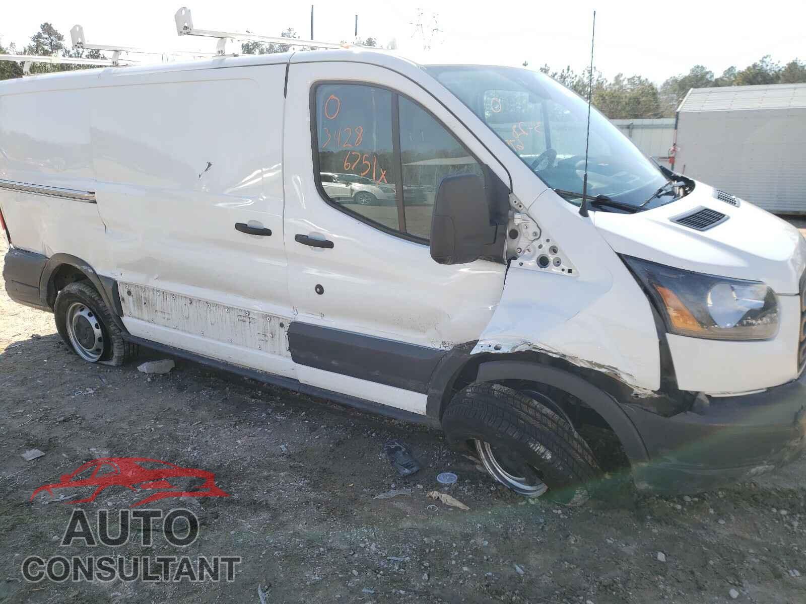 FORD TRANSIT CO 2018 - 1FTYR1YM7JKA03246