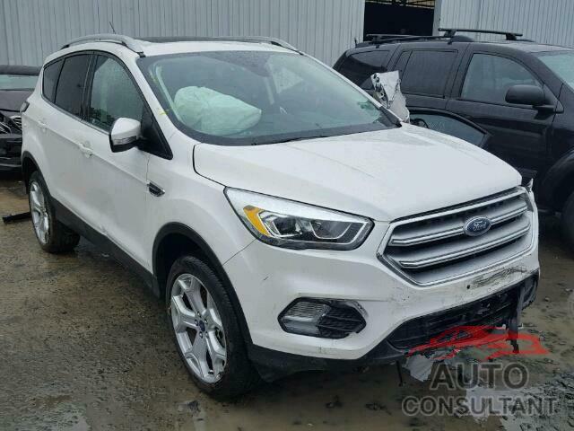 FORD ESCAPE 2017 - 1FMCU9J97HUB71928