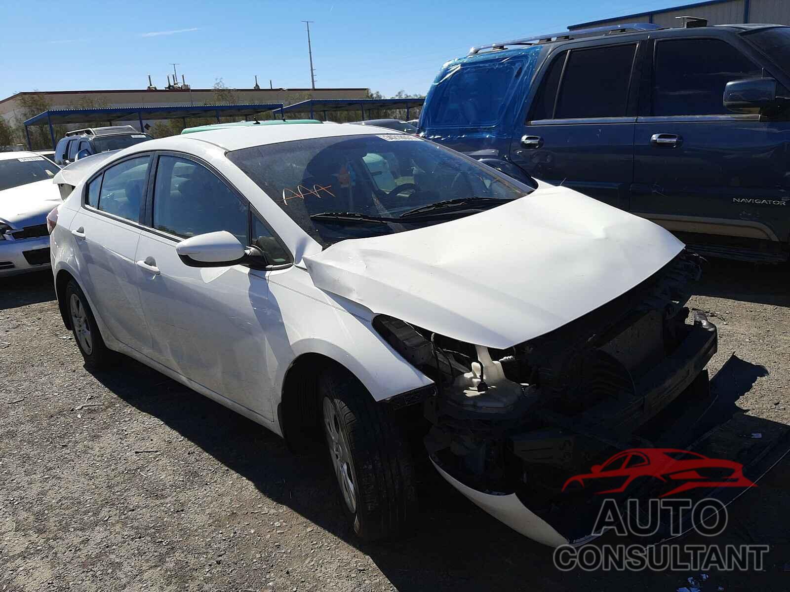 KIA FORTE 2018 - 3KPFK4A7XJE213697