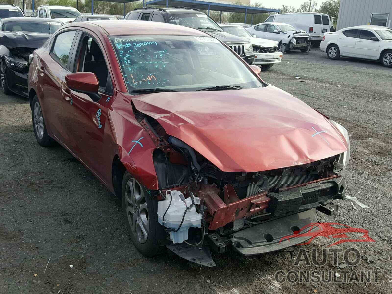 TOYOTA YARIS 2017 - 3MYDLBYV2HY160307