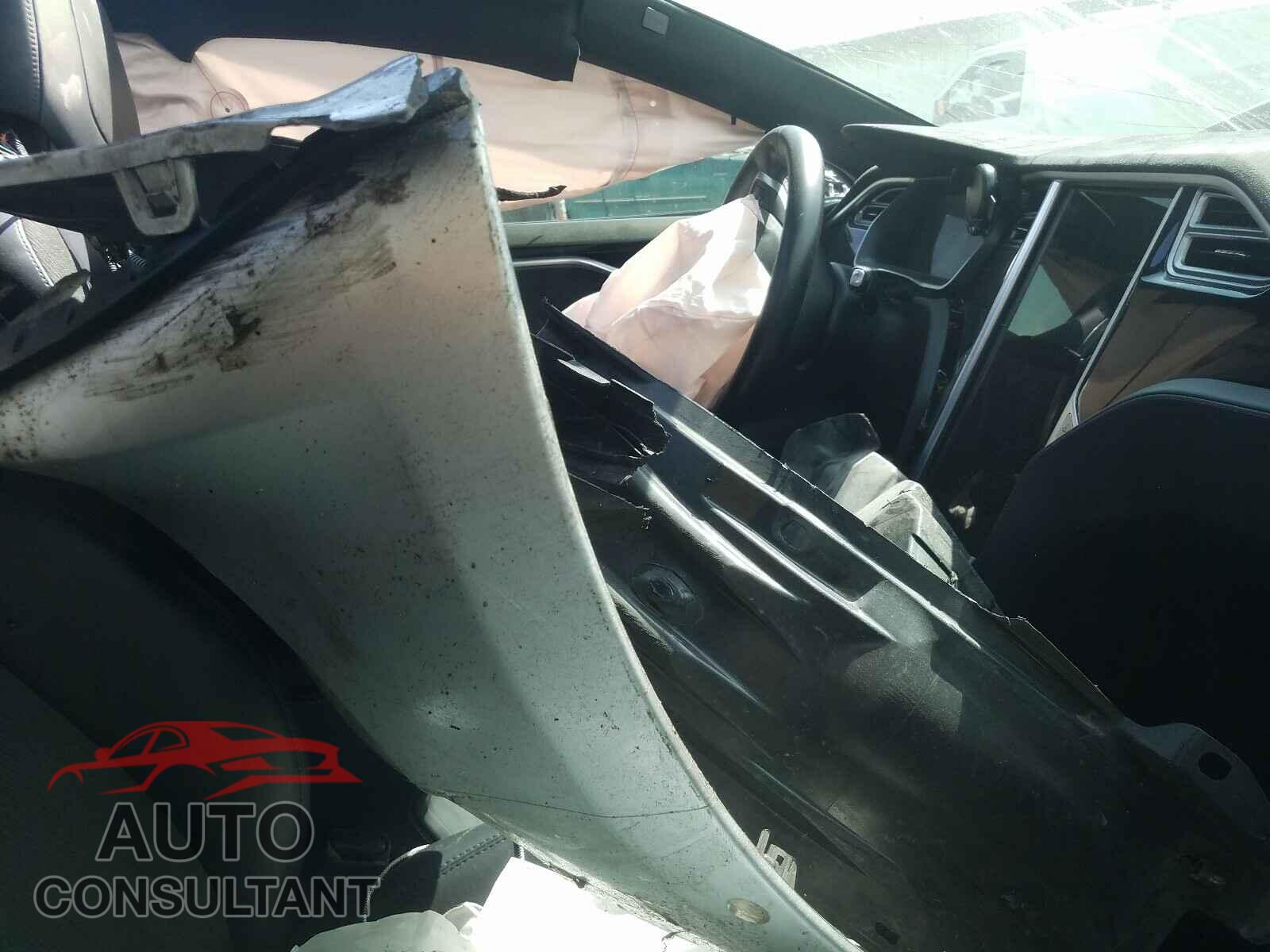 TESLA MODEL S 2017 - 5YJSA1E20HF201383