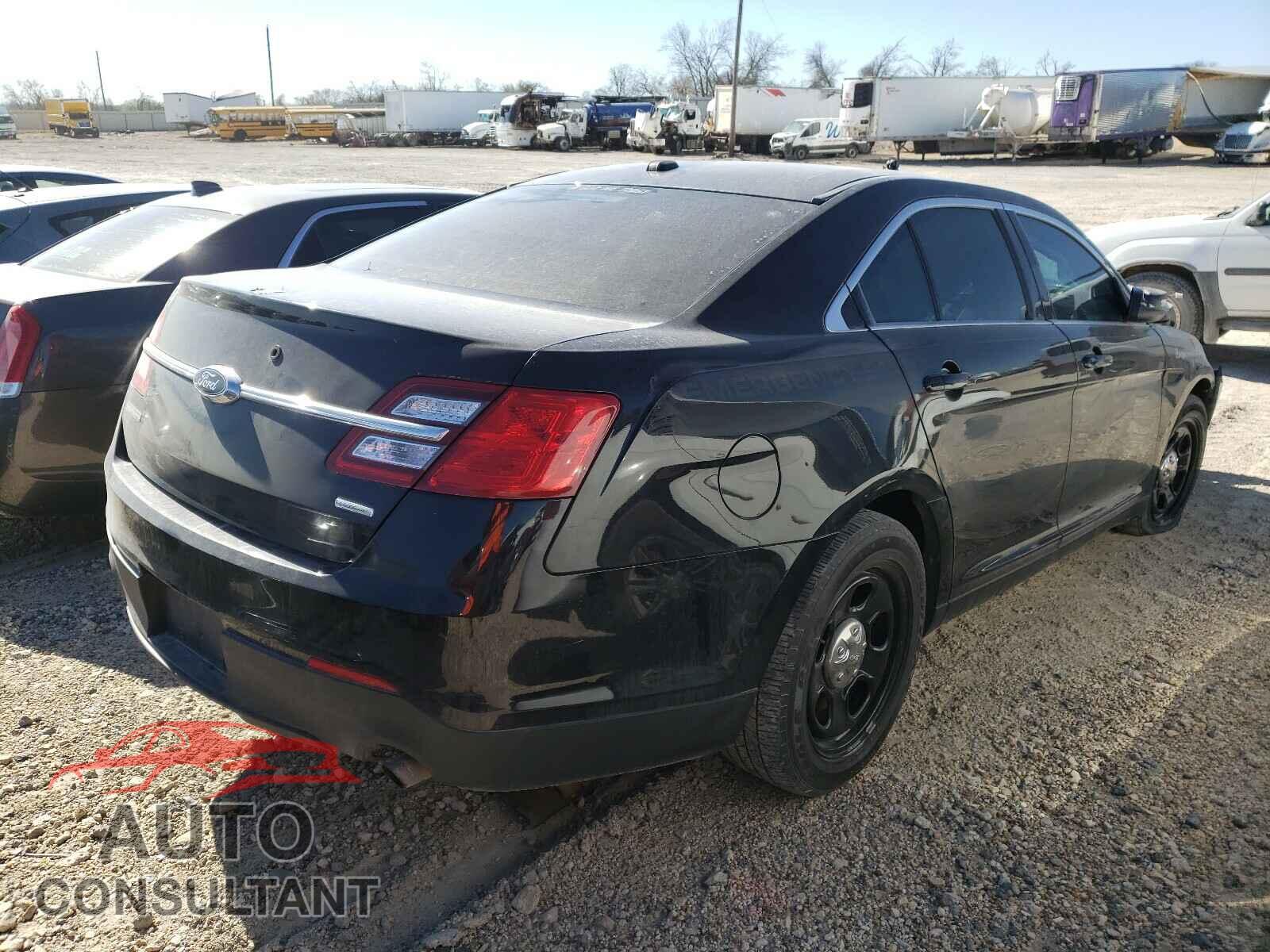 FORD TAURUS 2018 - 1FAHP2MTXJG107280
