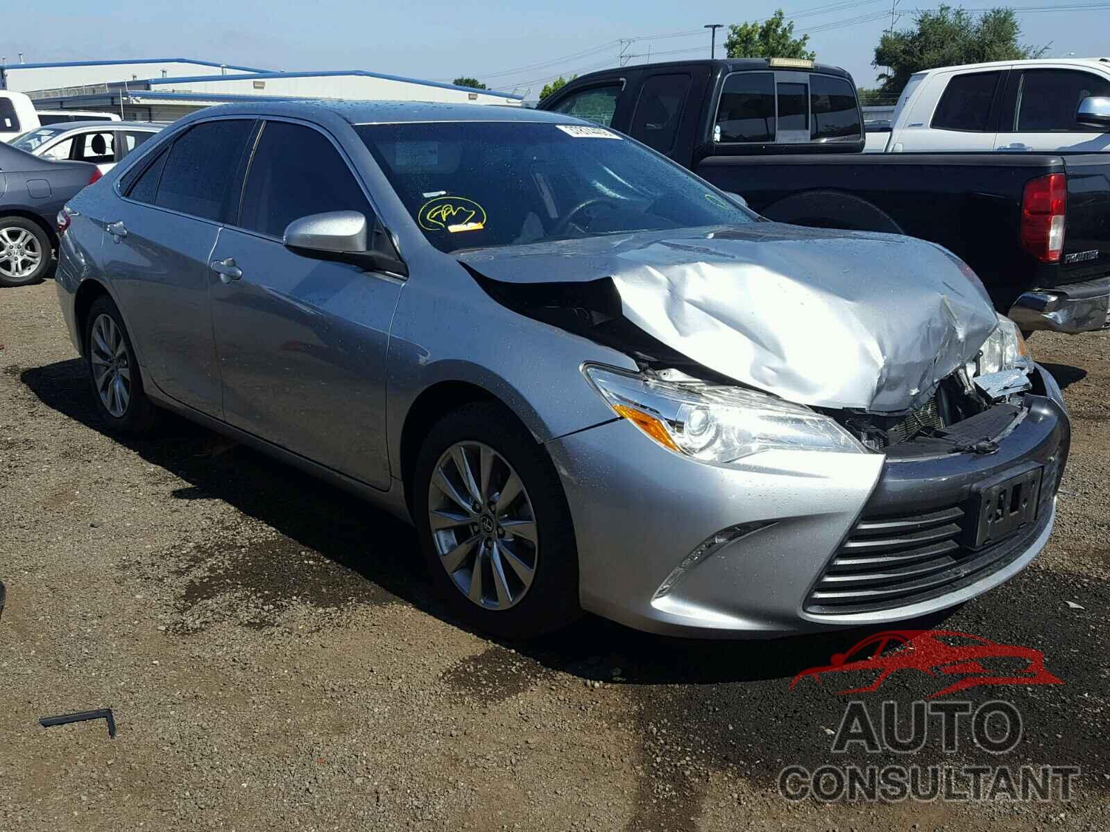 TOYOTA CAMRY 2015 - 4T4BF1FK5FR479508