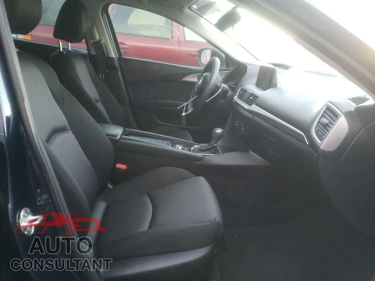 MAZDA 3 2017 - 3MZBN1U79HM102538