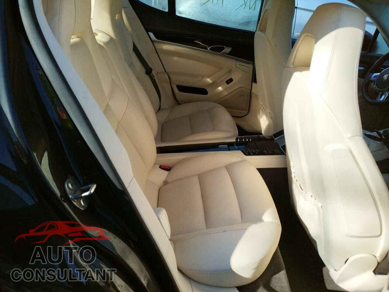 PORSCHE PANAMERA 2016 - WP0AA2A76GL002210