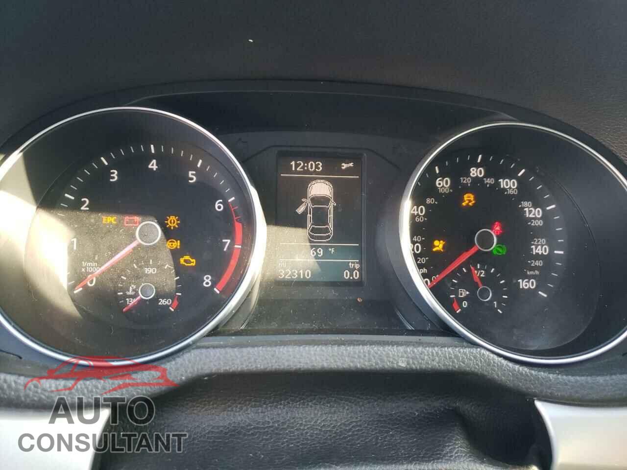 VOLKSWAGEN PASSAT 2017 - 1VWAT7A36HC083776