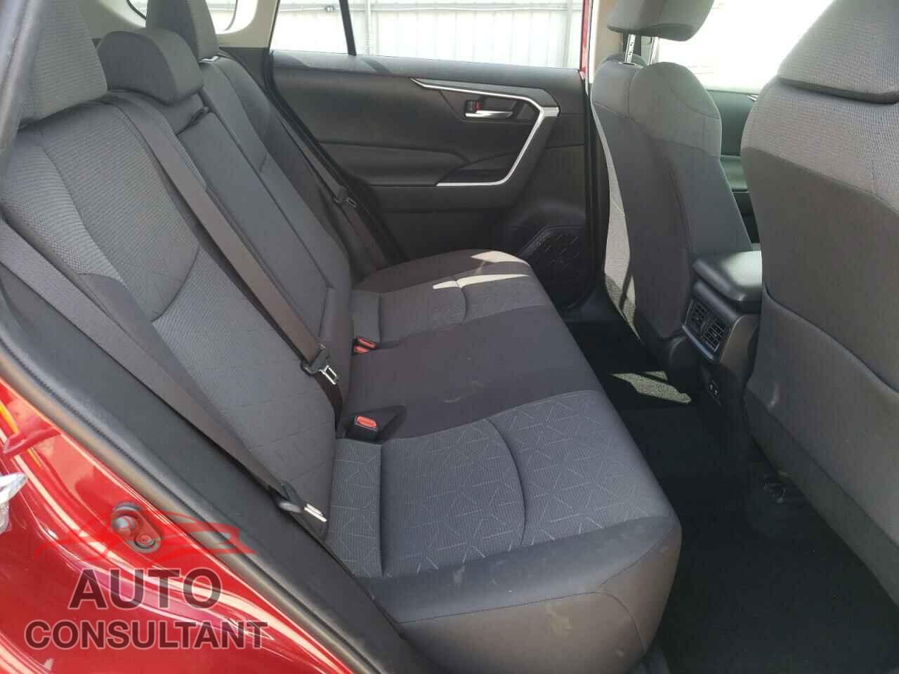 TOYOTA RAV4 2019 - JTMP1RFV1KD010549