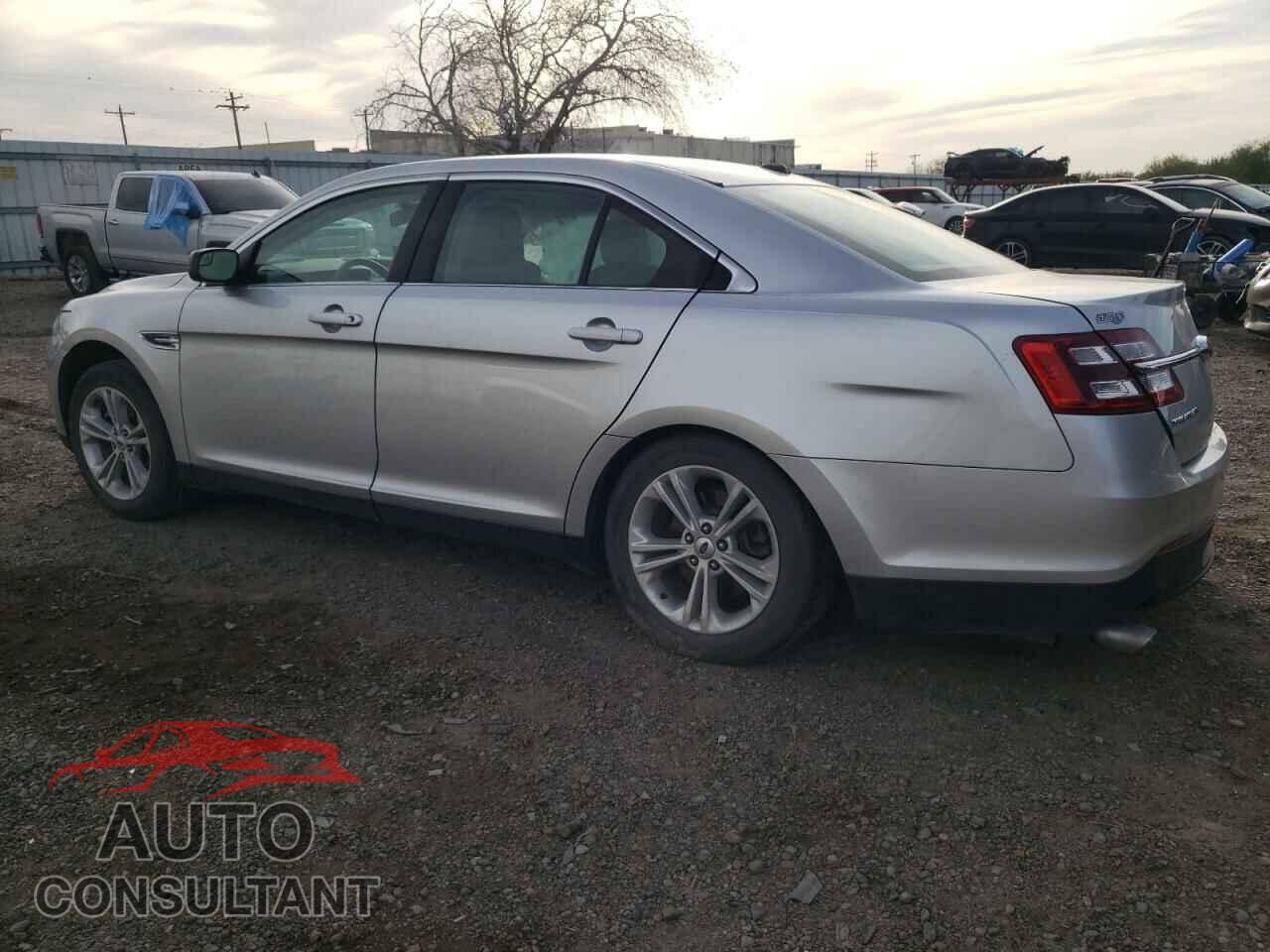 FORD TAURUS 2018 - 1FAHP2D87JG103151