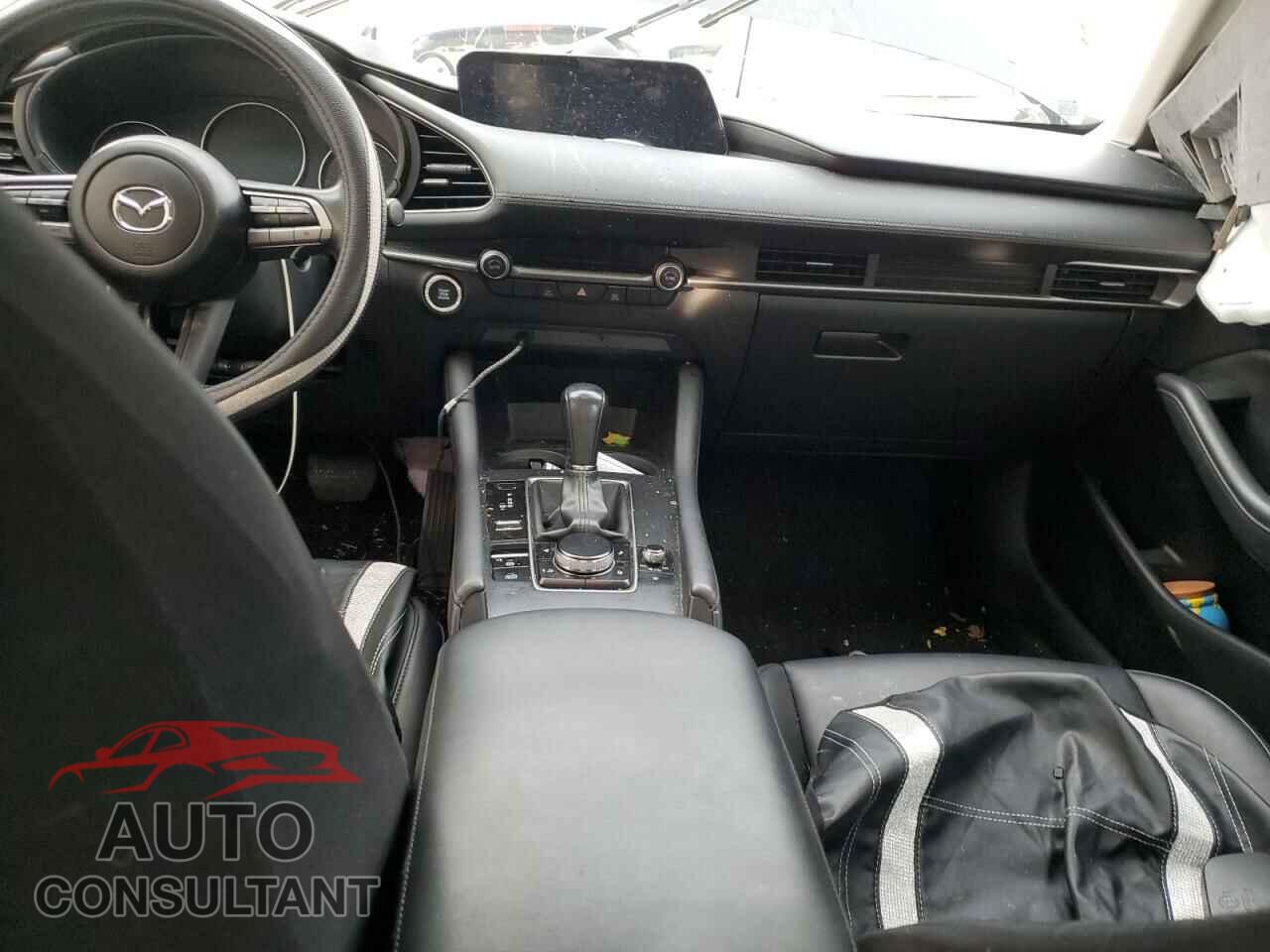 MAZDA 3 2021 - JM1BPABL7M1320269