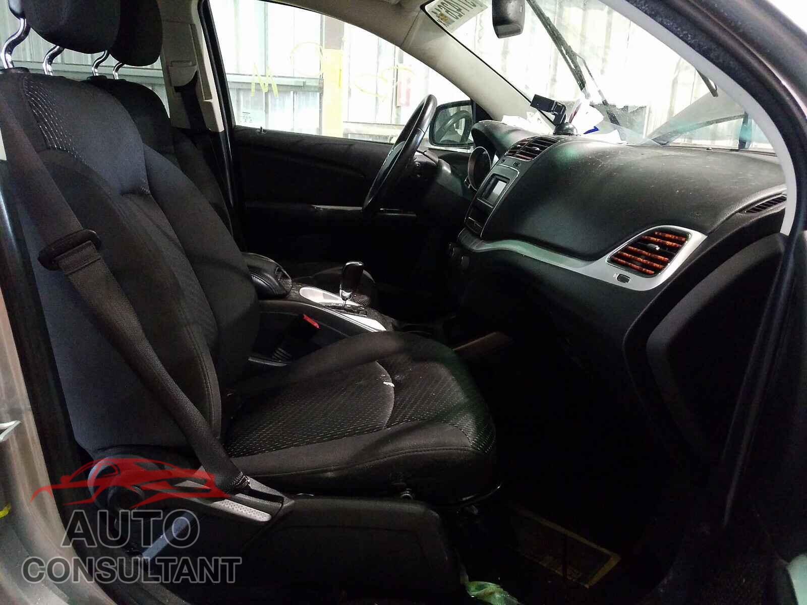 DODGE JOURNEY 2017 - 3C4PDCAB6HT586643