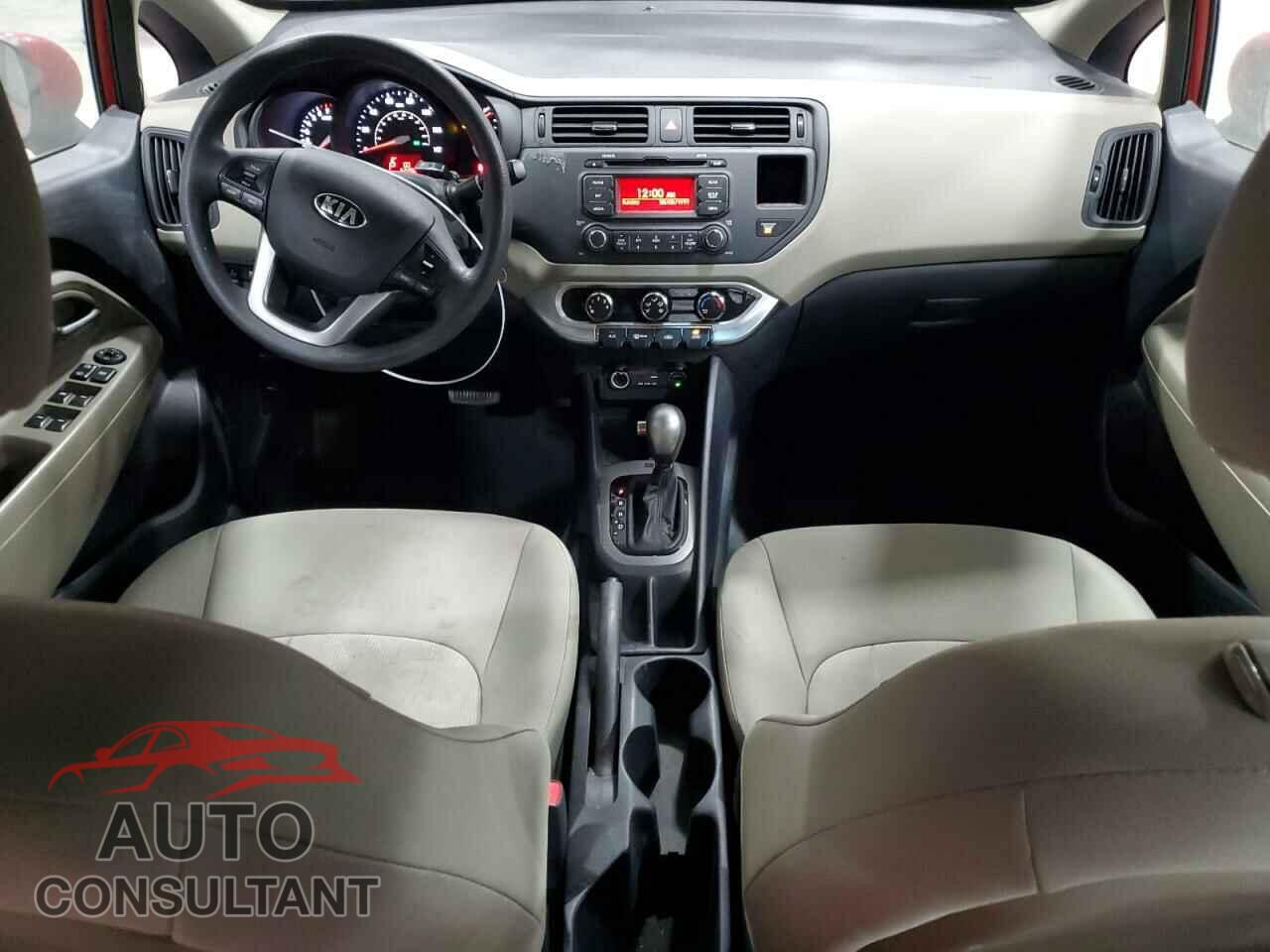 KIA RIO 2015 - KNADM4A39F6528225