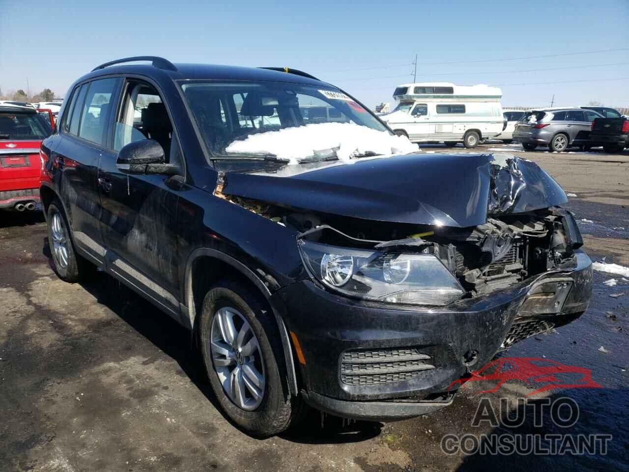 VOLKSWAGEN TIGUAN 2017 - WVGBV7AX8HW511314