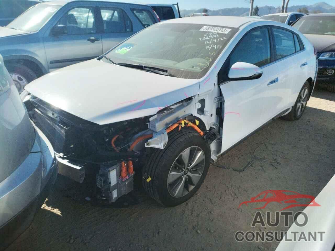 HYUNDAI IONIQ 2018 - KMHC75LD7JU104169