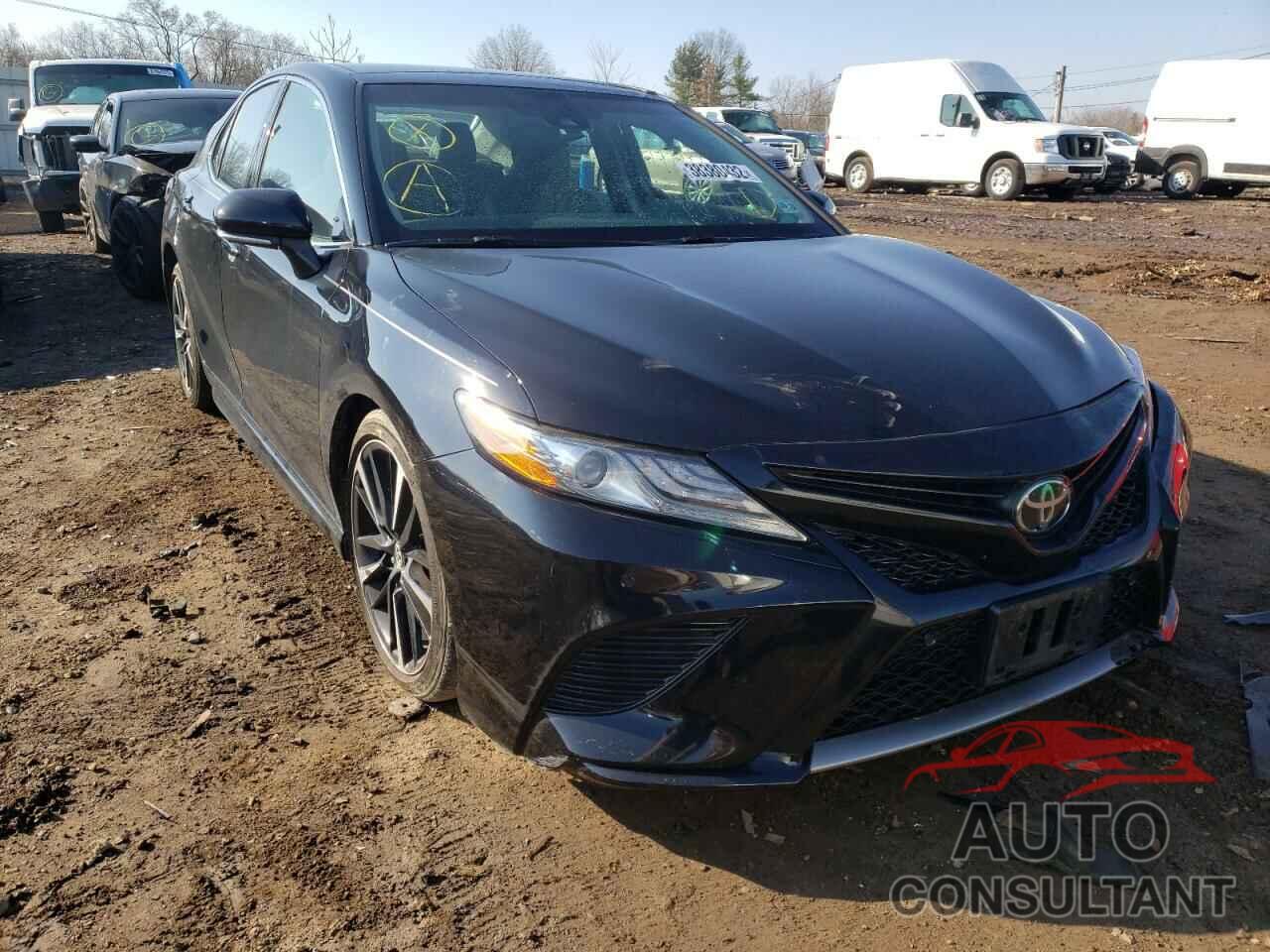 TOYOTA CAMRY 2018 - 4T1BZ1HK6JU500261
