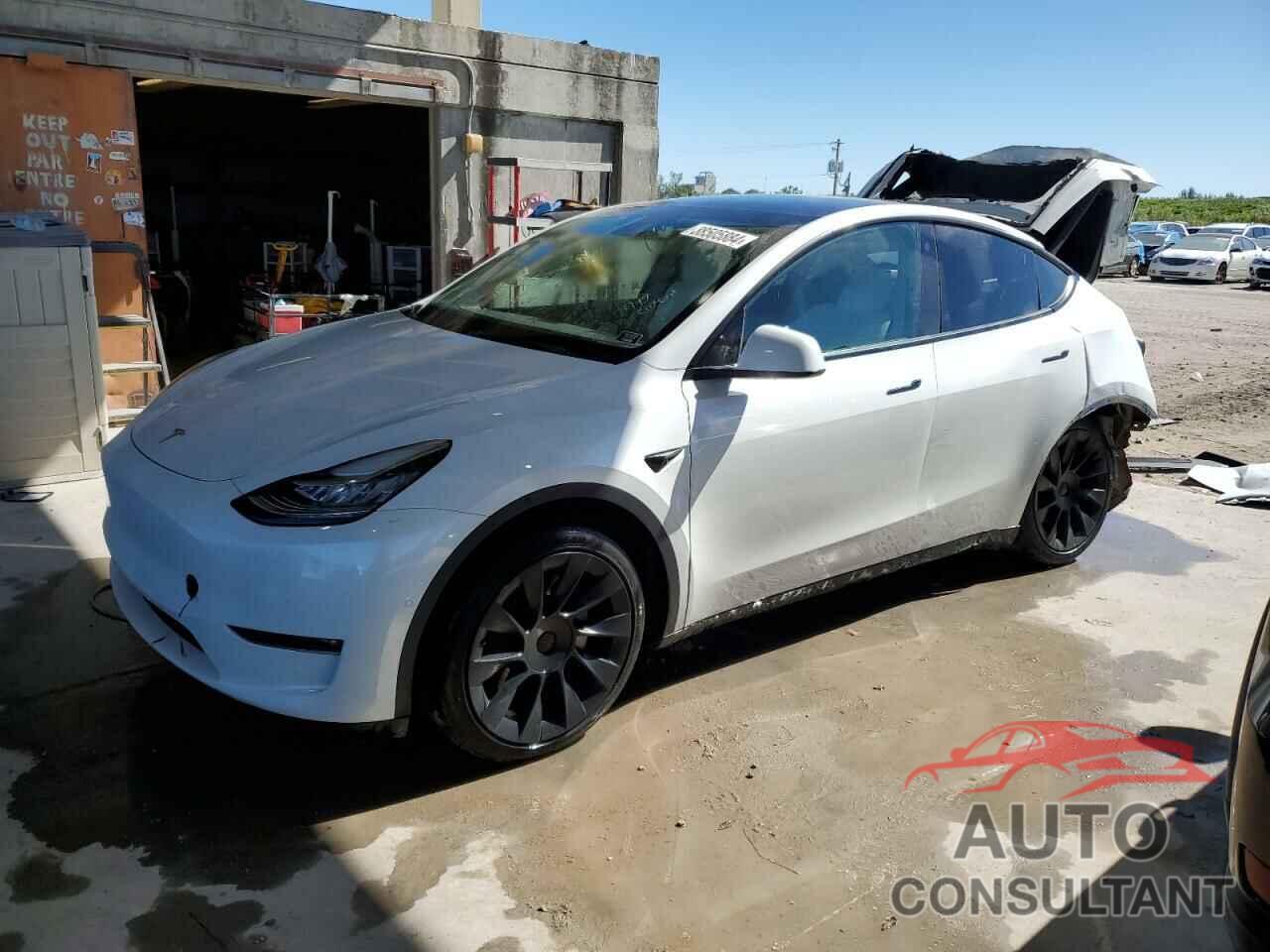 TESLA MODEL Y 2021 - 5YJYGDEE7MF257917