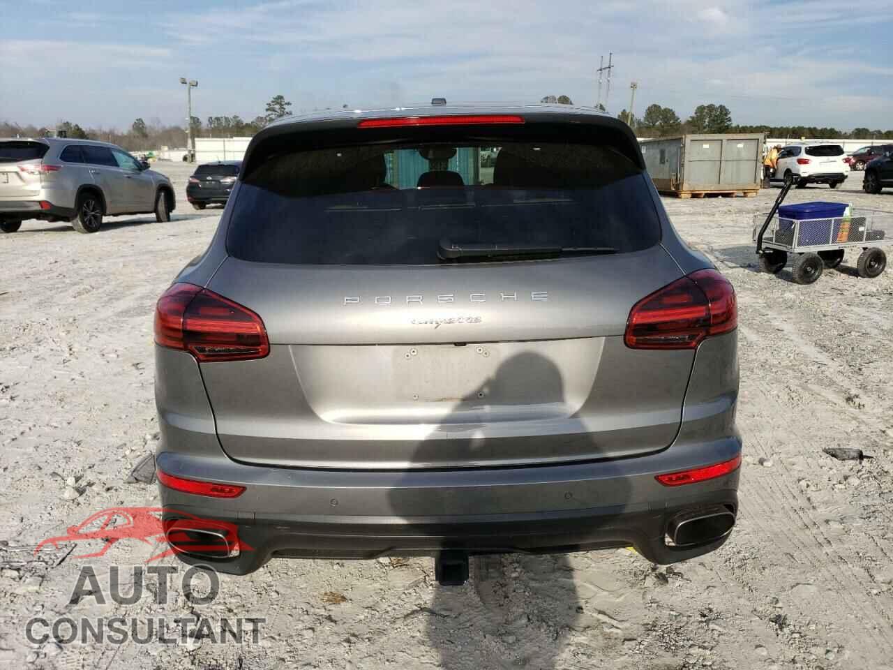 PORSCHE CAYENNE 2016 - WP1AA2A20GLA09608
