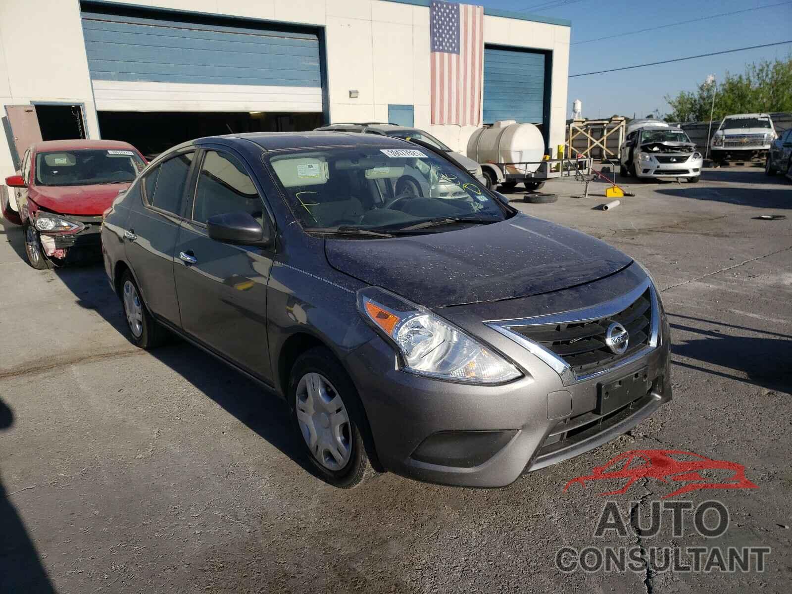 NISSAN VERSA 2018 - 3N1CN7AP5JL844478