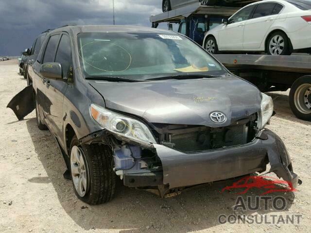 TOYOTA SIENNA LE 2016 - 5TDKK3DC3GS750623