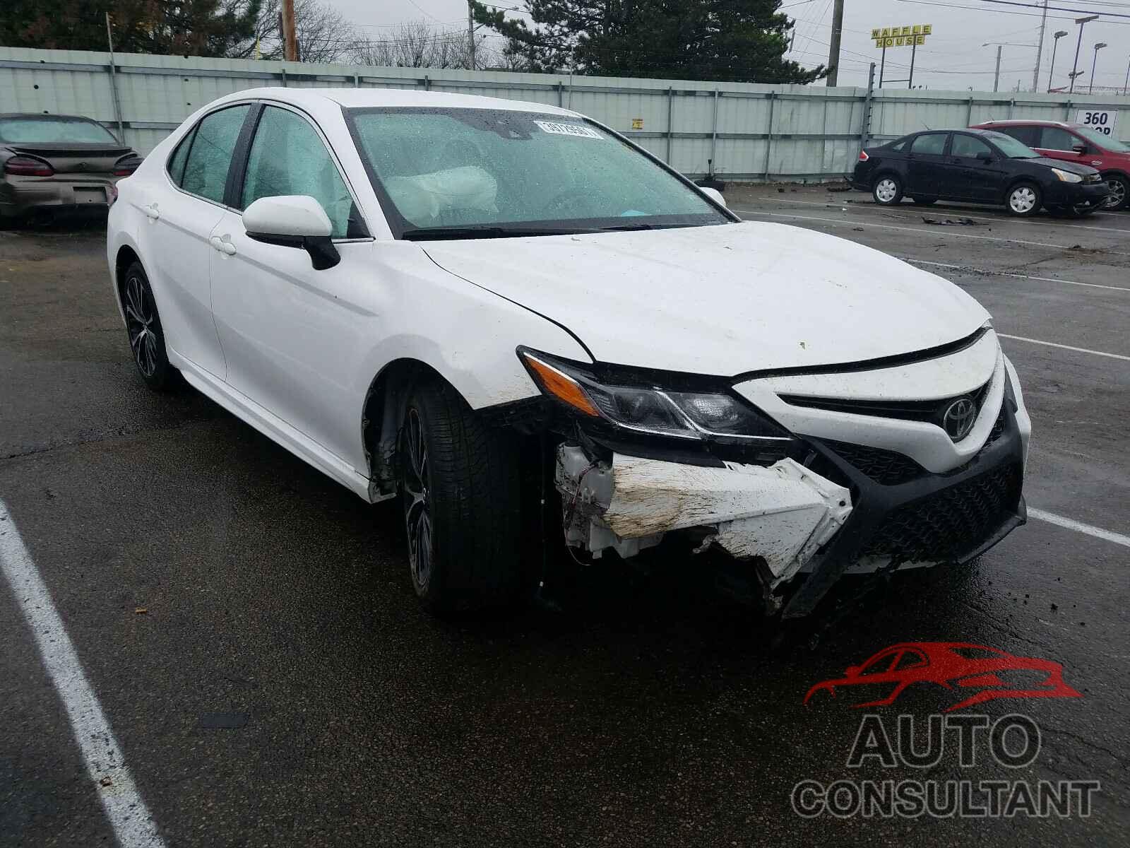 TOYOTA CAMRY 2019 - 4T1B11HK4KU689758