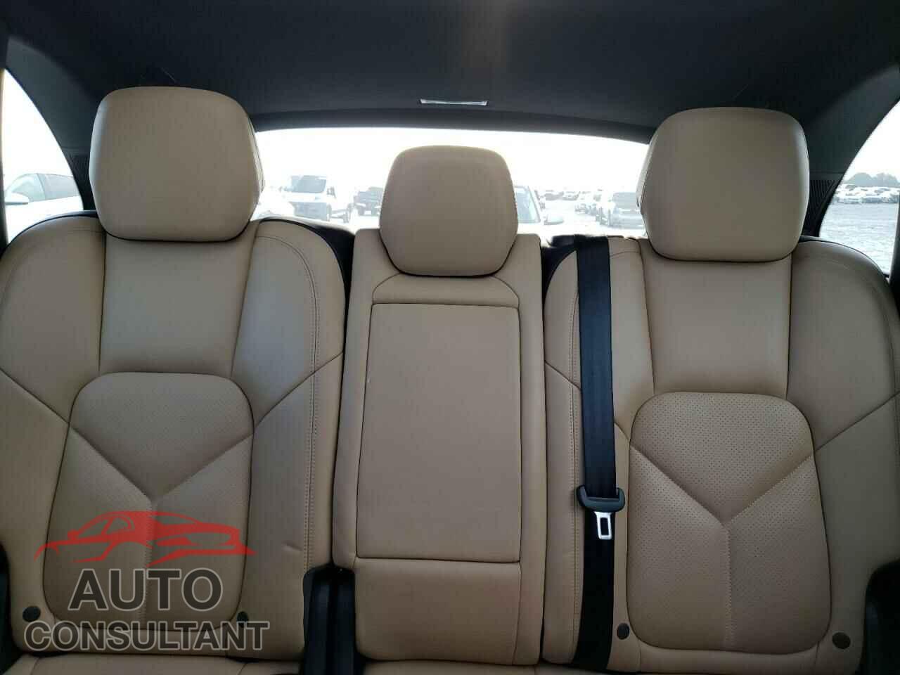 PORSCHE CAYENNE 2016 - WP1AA2A20GLA09608