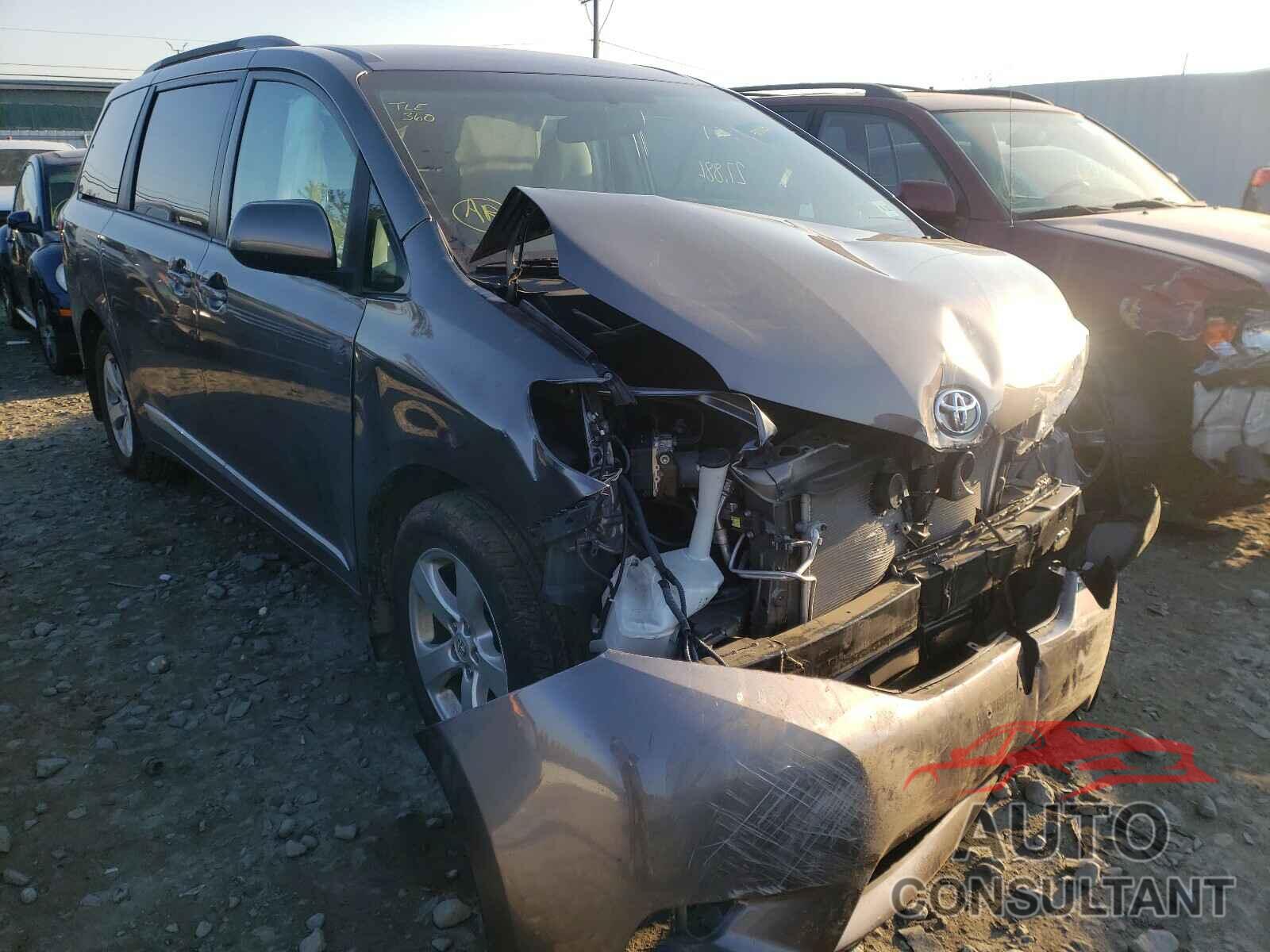 TOYOTA SIENNA 2017 - 5TDKZ3DC6HS838126