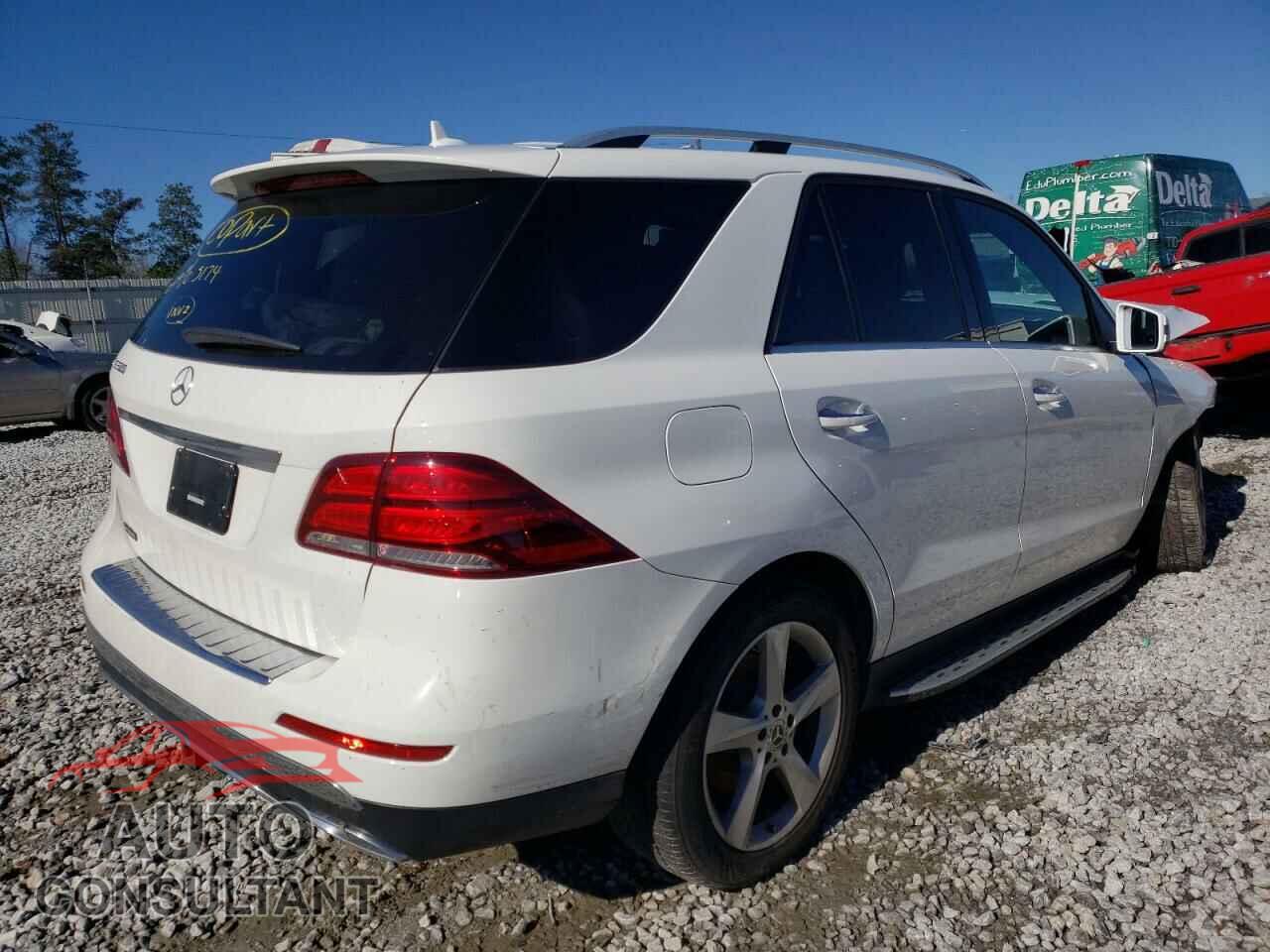 MERCEDES-BENZ GLE-CLASS 2018 - 4JGDA5JB1JB105174