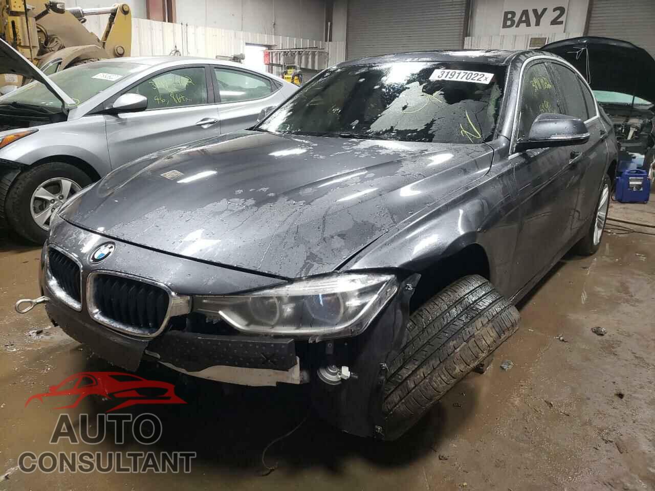 BMW 3 SERIES 2018 - WBA8D9C56JEM33374