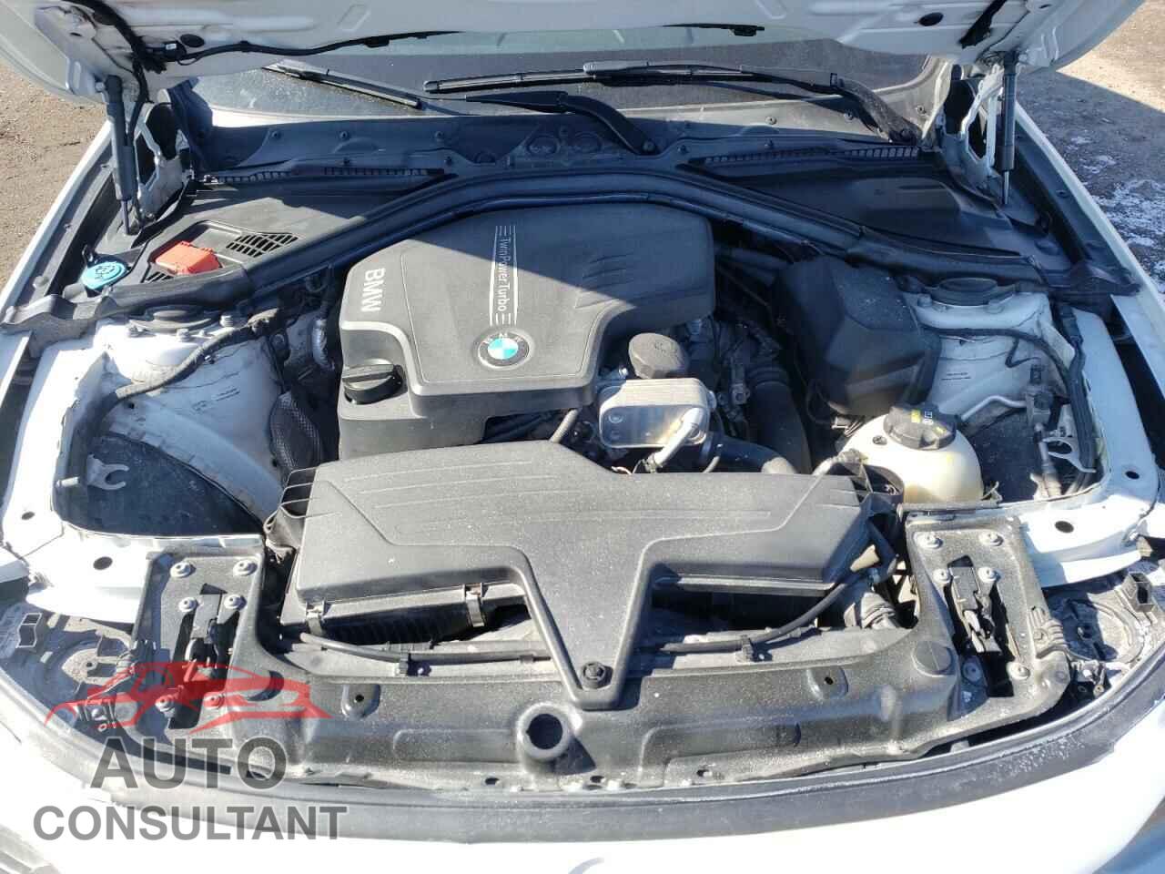 BMW 3 SERIES 2016 - WBA8E5G57GNU21114