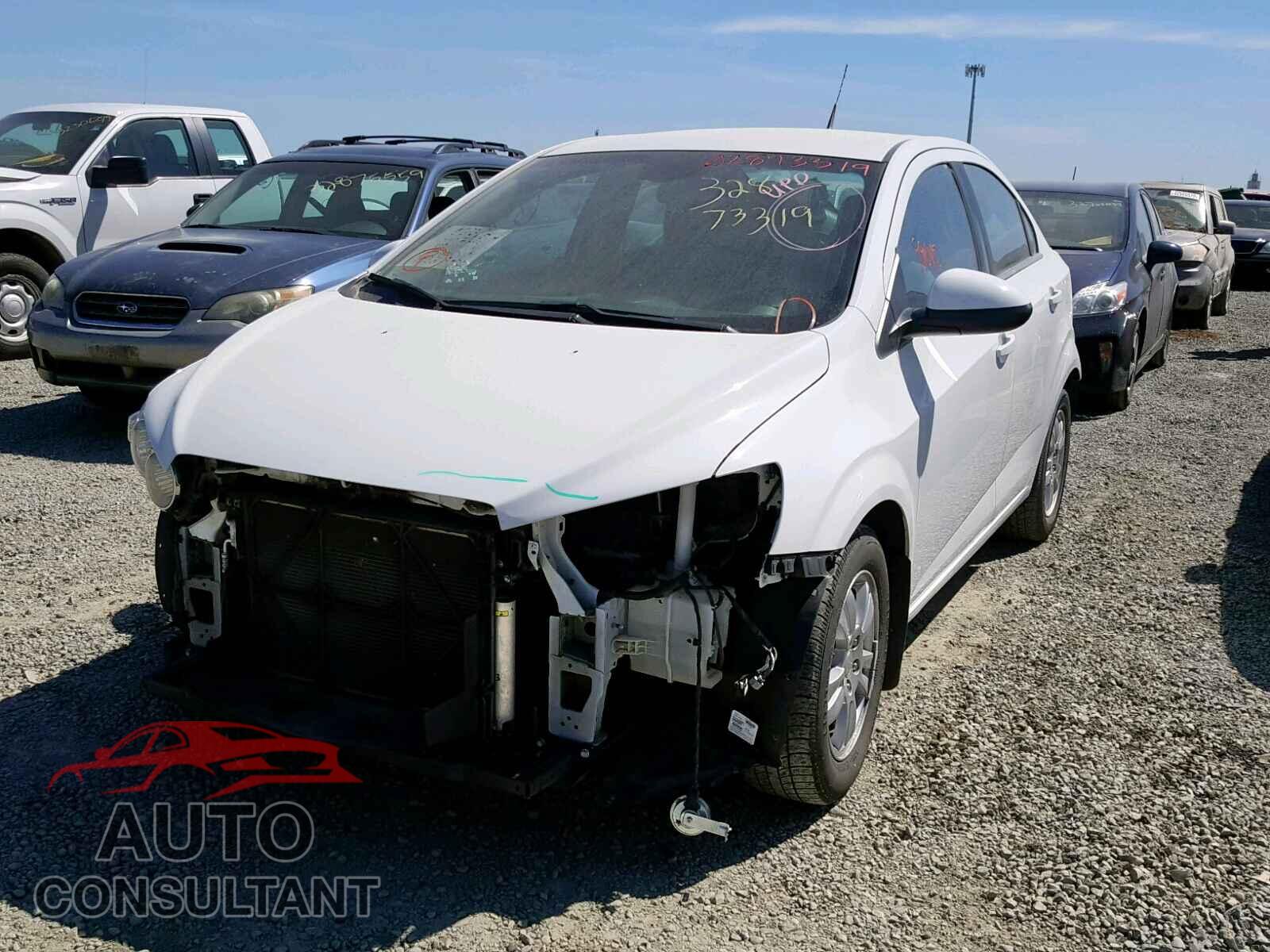 CHEVROLET SONIC 2012 - 2HGFC2F72HH577882
