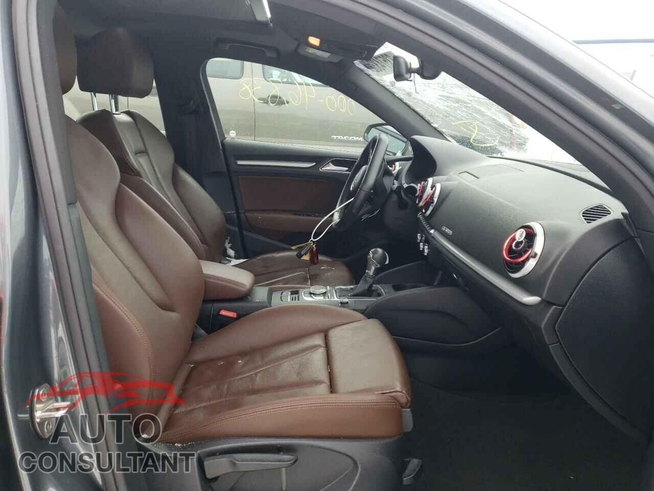 AUDI A3 2017 - WAUB8GFF9H1016464